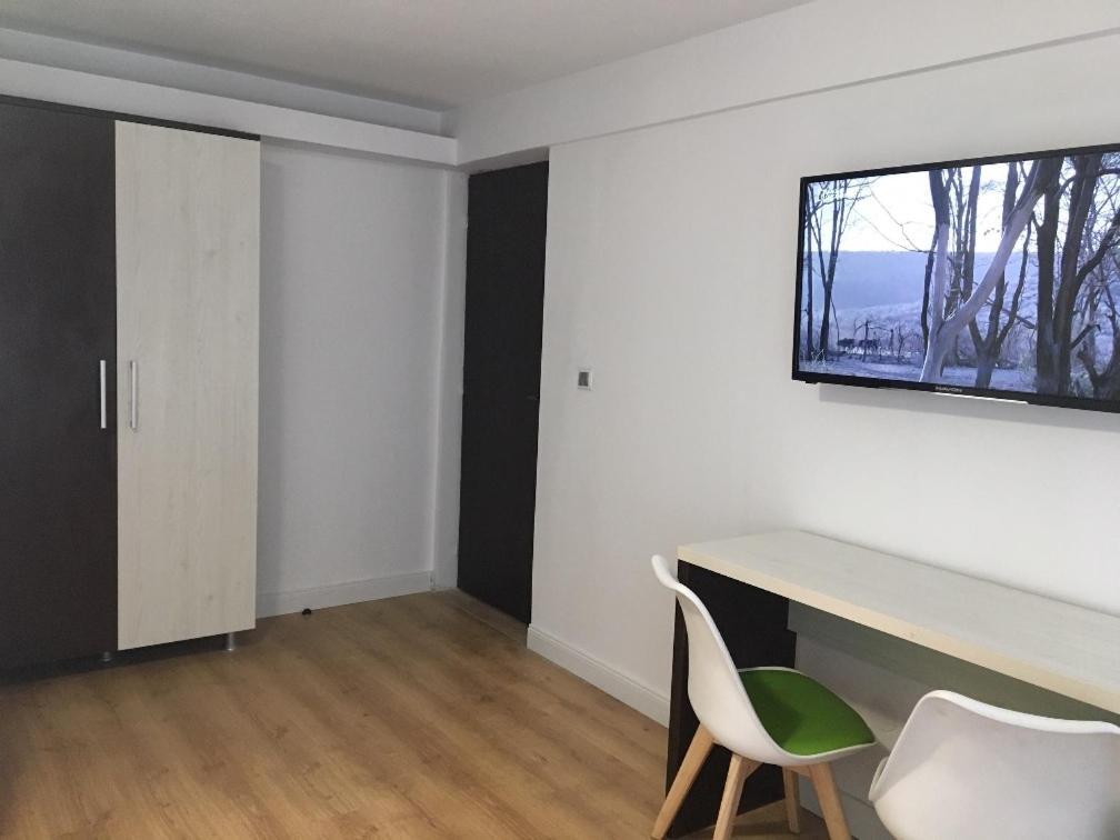 4 Seasons Apartments บิสตริซา ภายนอก รูปภาพ
